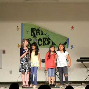 Meet your Posher, Julie